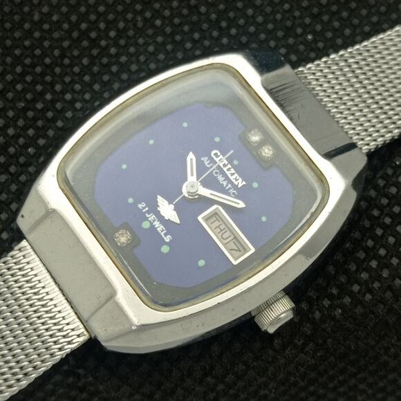 Vintage 1989 Citizen Automatic Womans Silver  Watch W/daydate & Blue accents main image 4